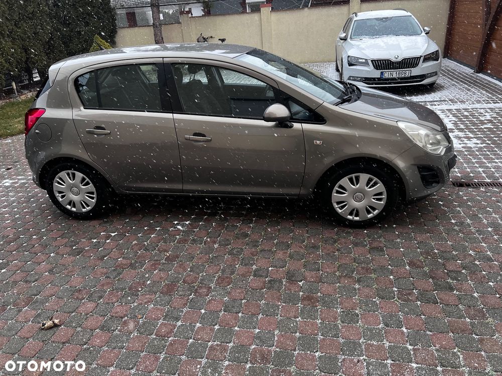 Opel Corsa 1.2 16V Enjoy - 3