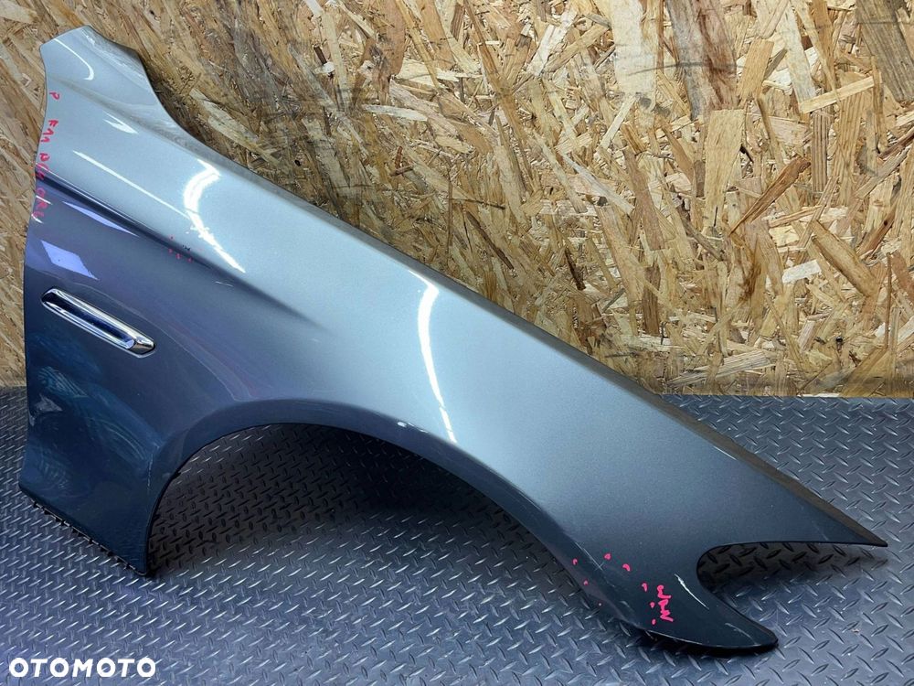 błotnik prawa strona bmw 5 f10 f11 b64 callisto grey - 9