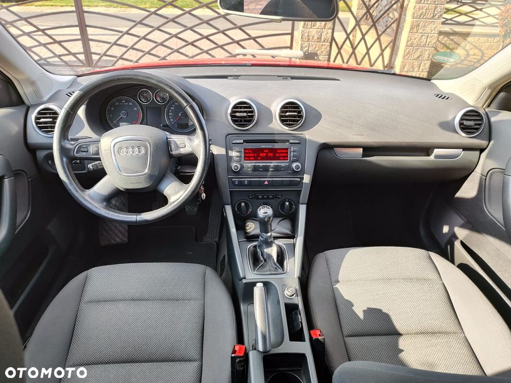 Audi A3 Sportback - 6