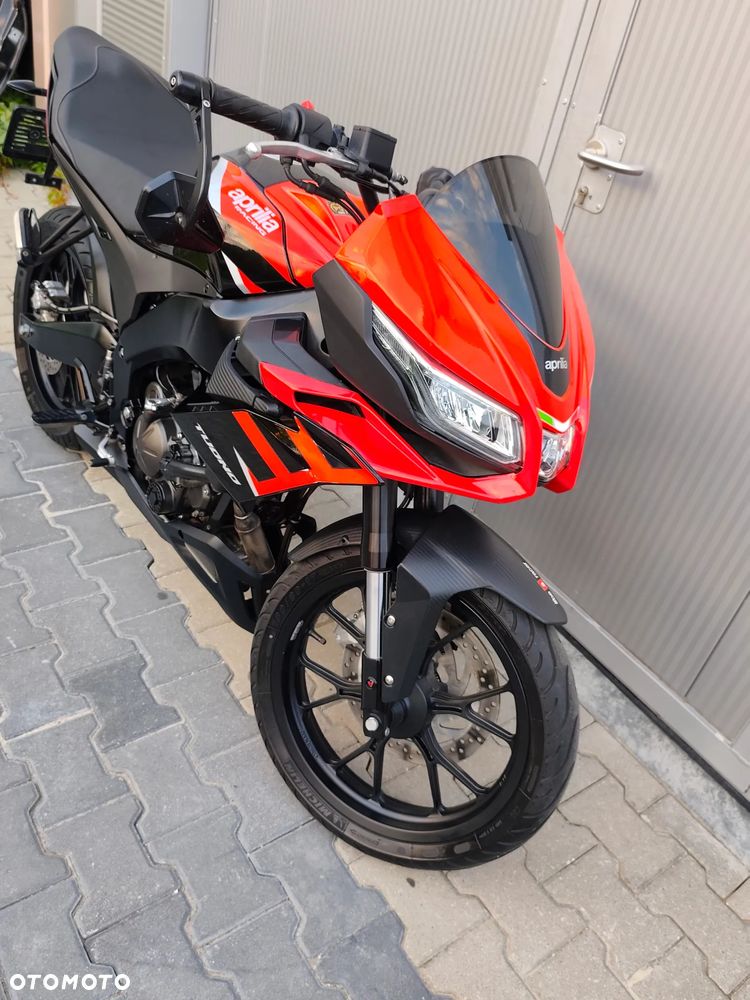 Aprilia Tuono - 8
