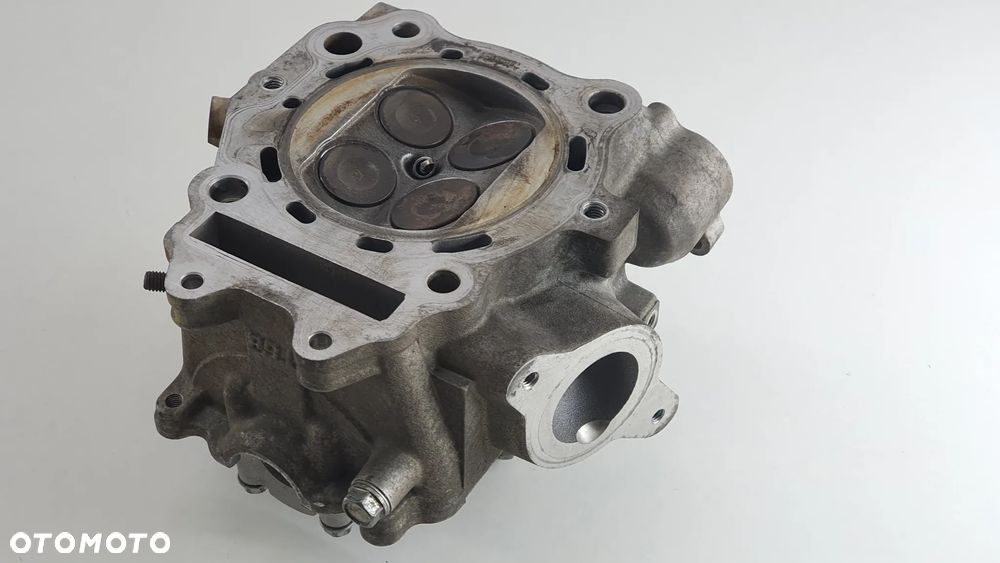 GLOWICA ZAWORY DZWIGIENKA    TGB BLADE 550 - 13