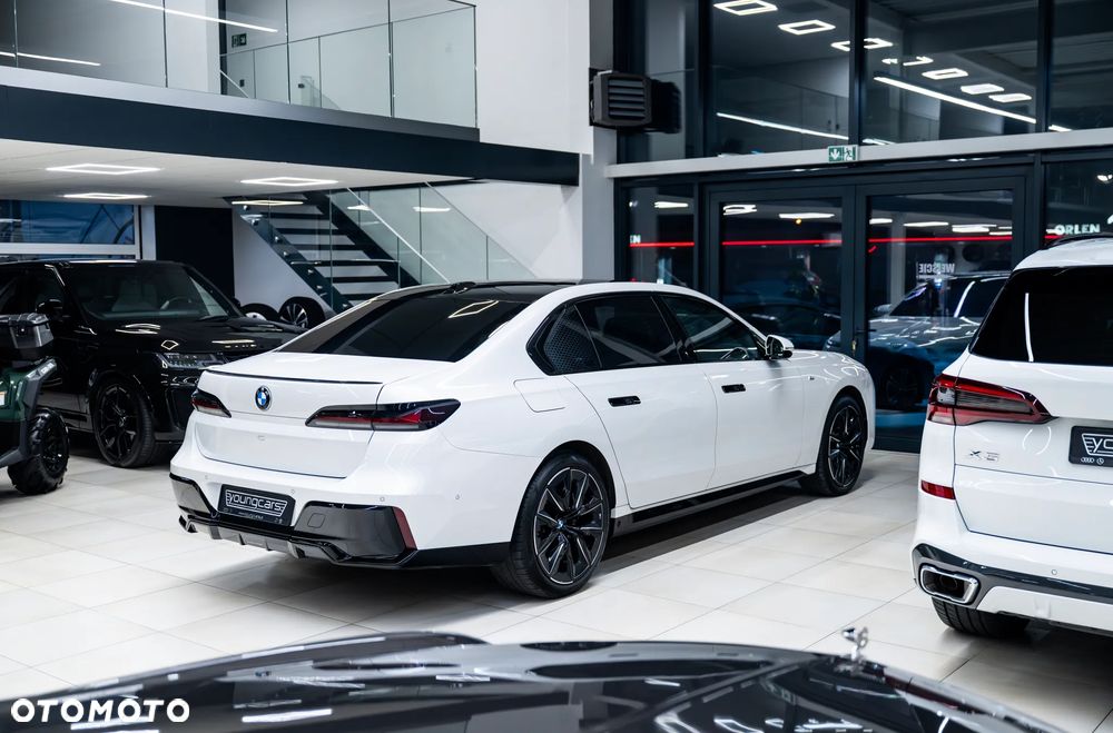 BMW Seria 7 740d xDrive sport - 6