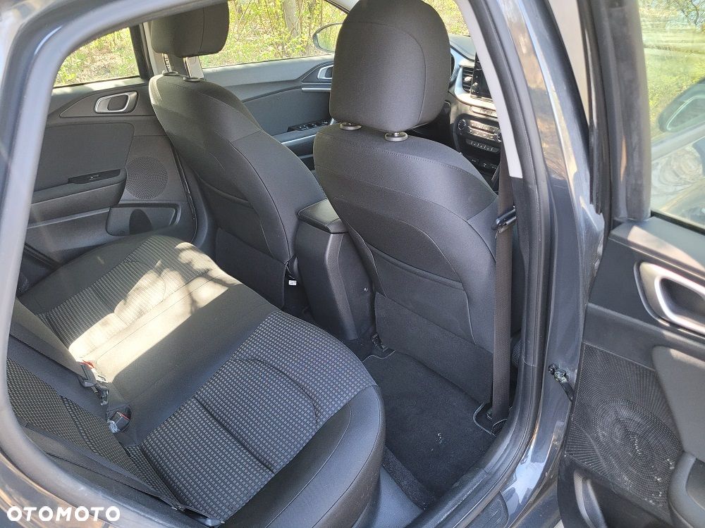 Kia Ceed 1.0 T-GDI 100 OPF Attract - 10