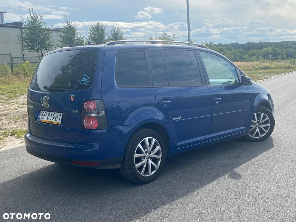 Volkswagen Touran 1.4 TSI Conceptline - 6