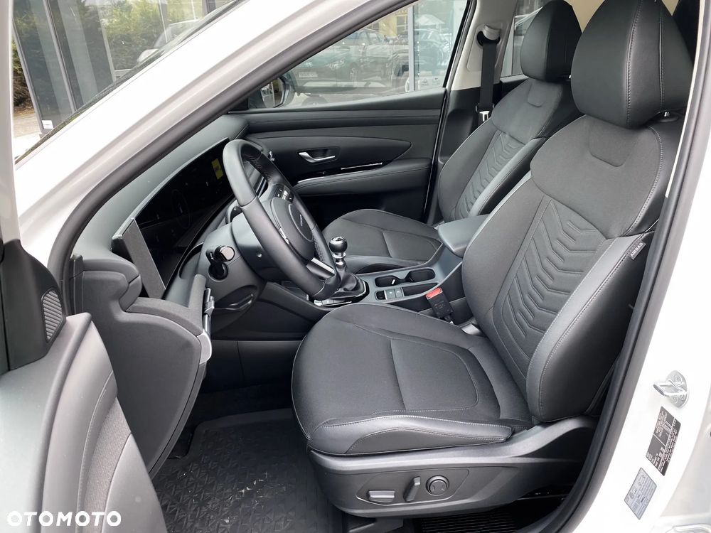 Hyundai Tucson 1.6 T-GDi Executive 2WD - 13