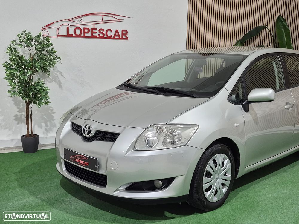 Toyota Auris 1.4 D-4D AC - 2