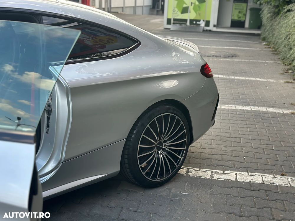 Mercedes-Benz C 43 AMG Coupe 4Matic - 8