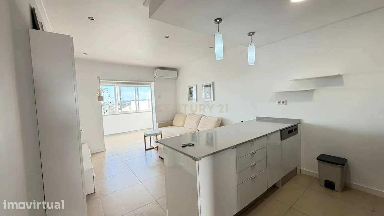 Apartamento T1+1 para Arrendamento Anual - Branqueira, Albufeira - Grande imagem: 3/14