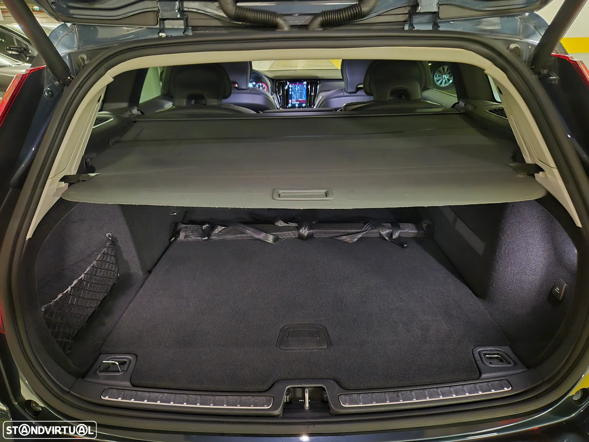 Volvo V60 2.0 D4 Inscription Geartronic - 18