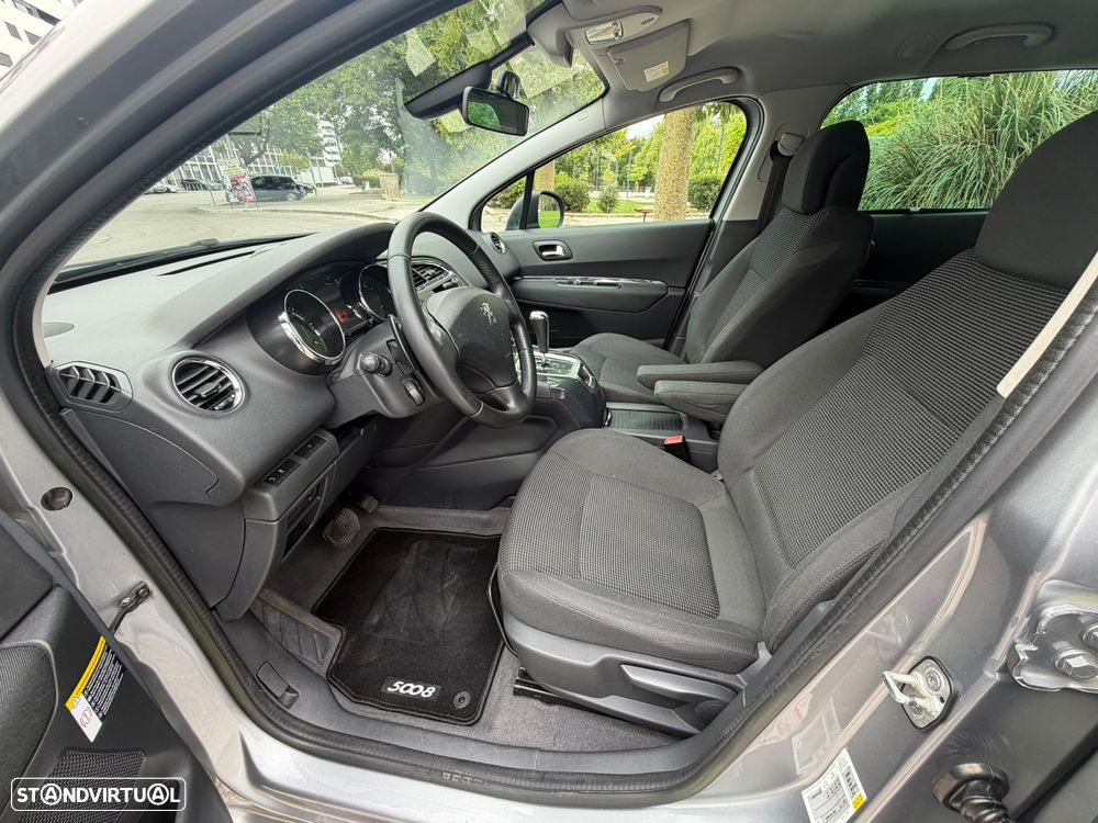 Peugeot 5008 - 28