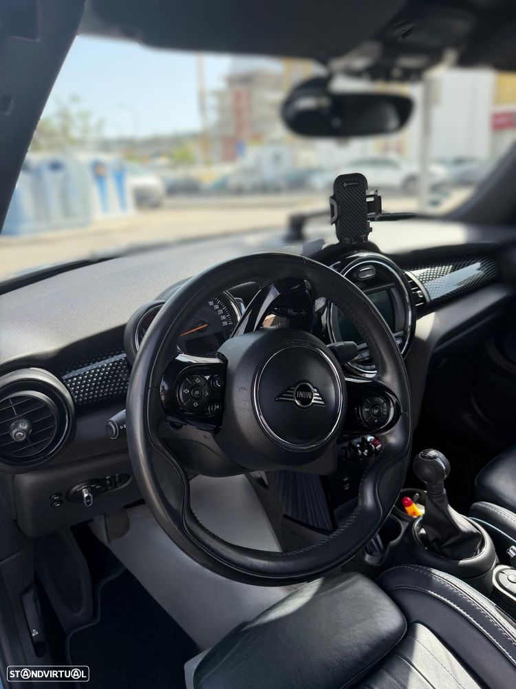 MINI Cabrio Cooper Resolute Edition - 3
