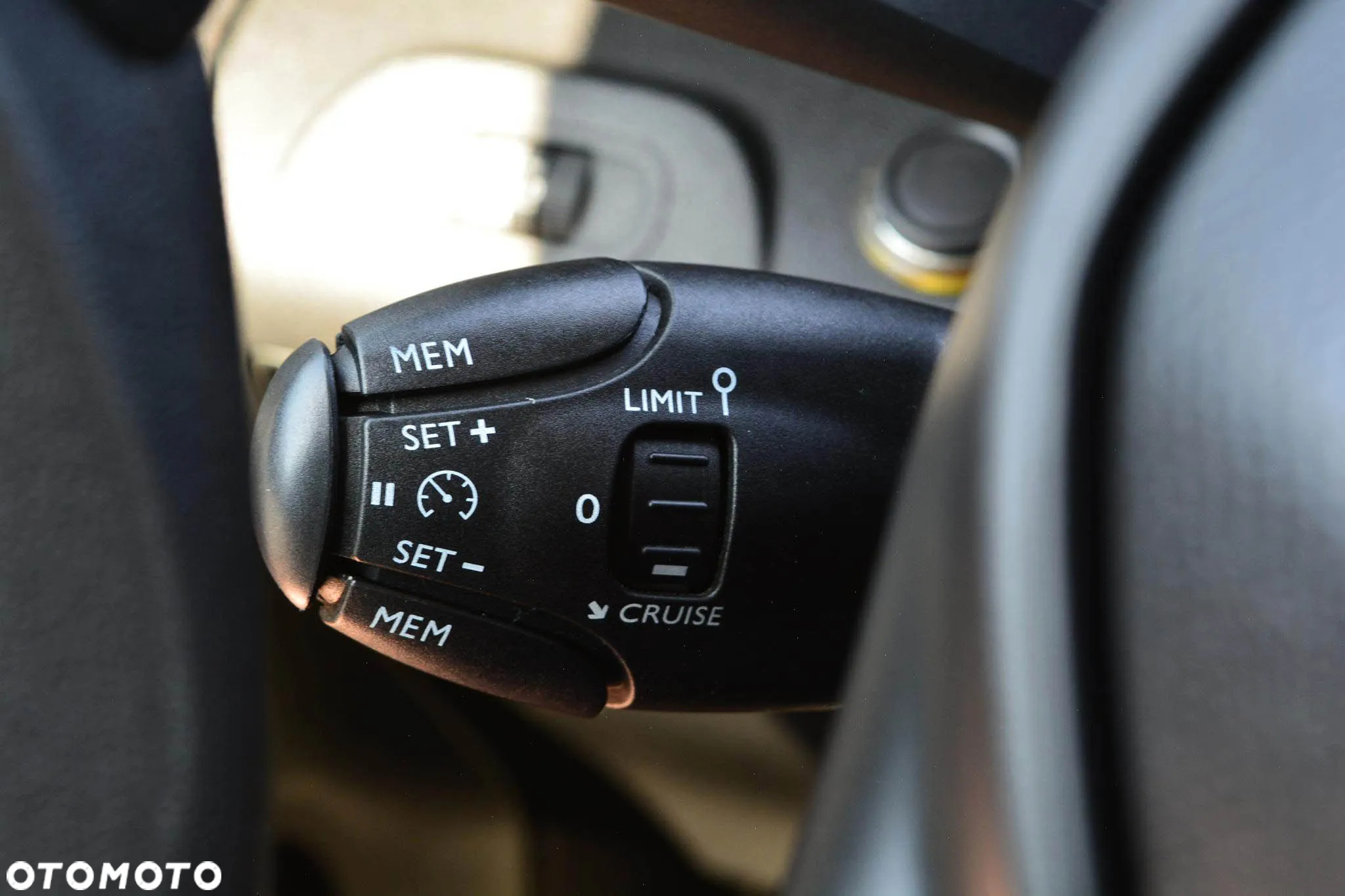 Peugeot Rifter 1.5 BlueHDI Active Pack S&S - 22
