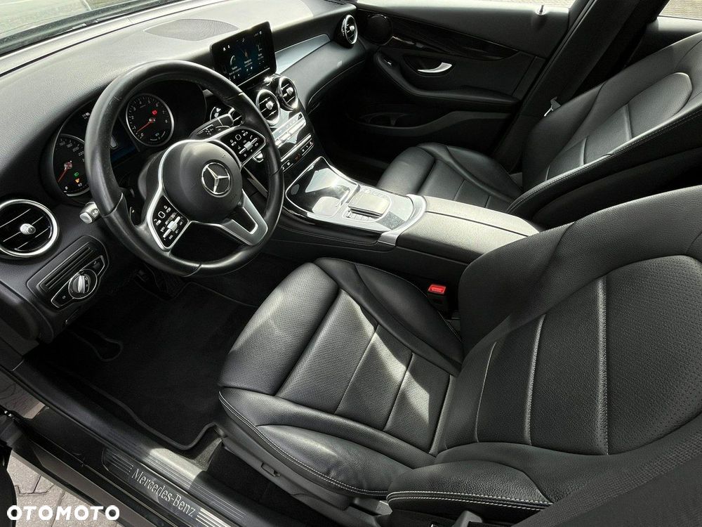 Mercedes-Benz GLC 300 e 4-Matic - 15