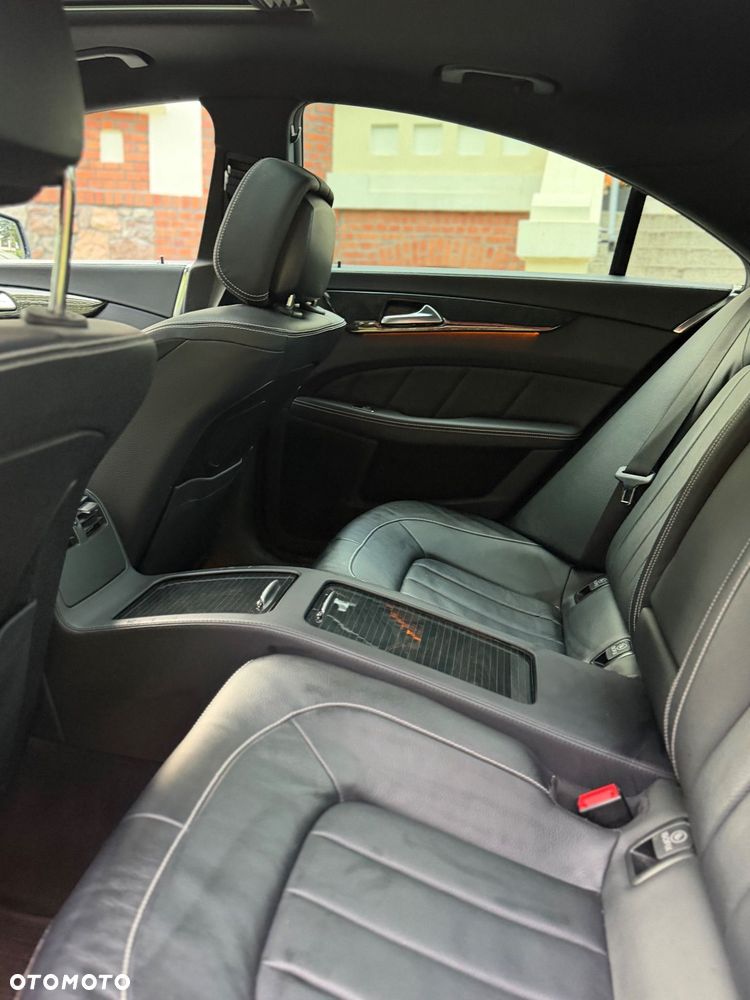 Mercedes-Benz CLS 350 d 4Matic 9G-TRONIC Final Edition - 17