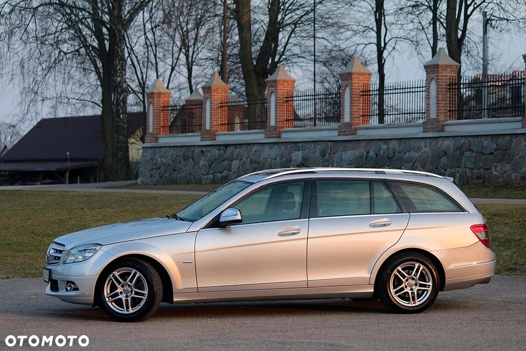 Mercedes-Benz Klasa C 180 T Kompressor Automatik Avantgarde - 18