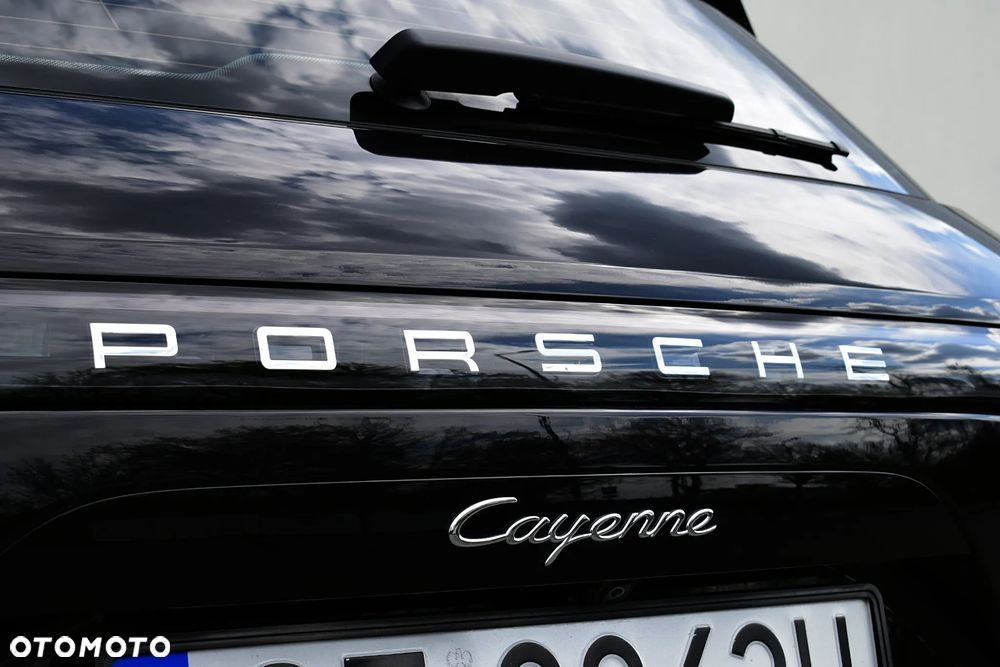 Porsche Cayenne Platinum Edition - 29