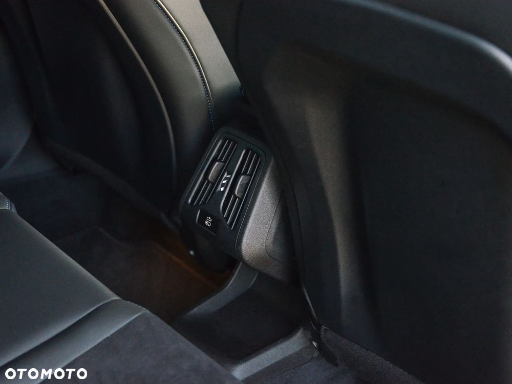 BMW X1 sDrive18i M Sport - 28