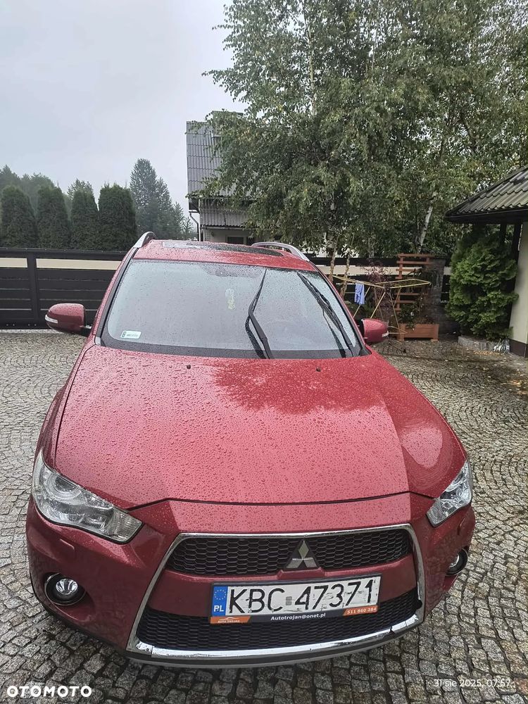 Mitsubishi Outlander - 4