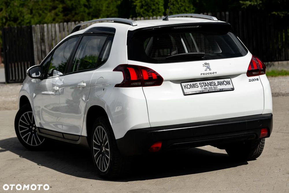 Peugeot 2008 1.6 BlueHDi Allure S&S - 3
