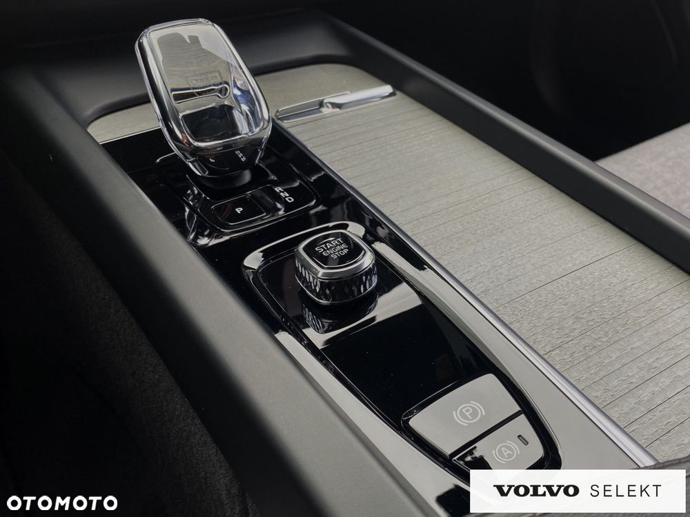 Volvo XC 60 - 24