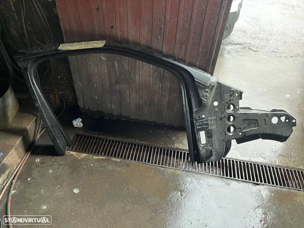 Partner Berlingo - CHAPA CHASSI PORTA FRENTE DIREITA - Z331 - 1