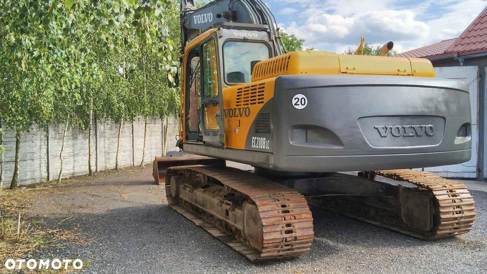 Volvo EC210B LC - 4