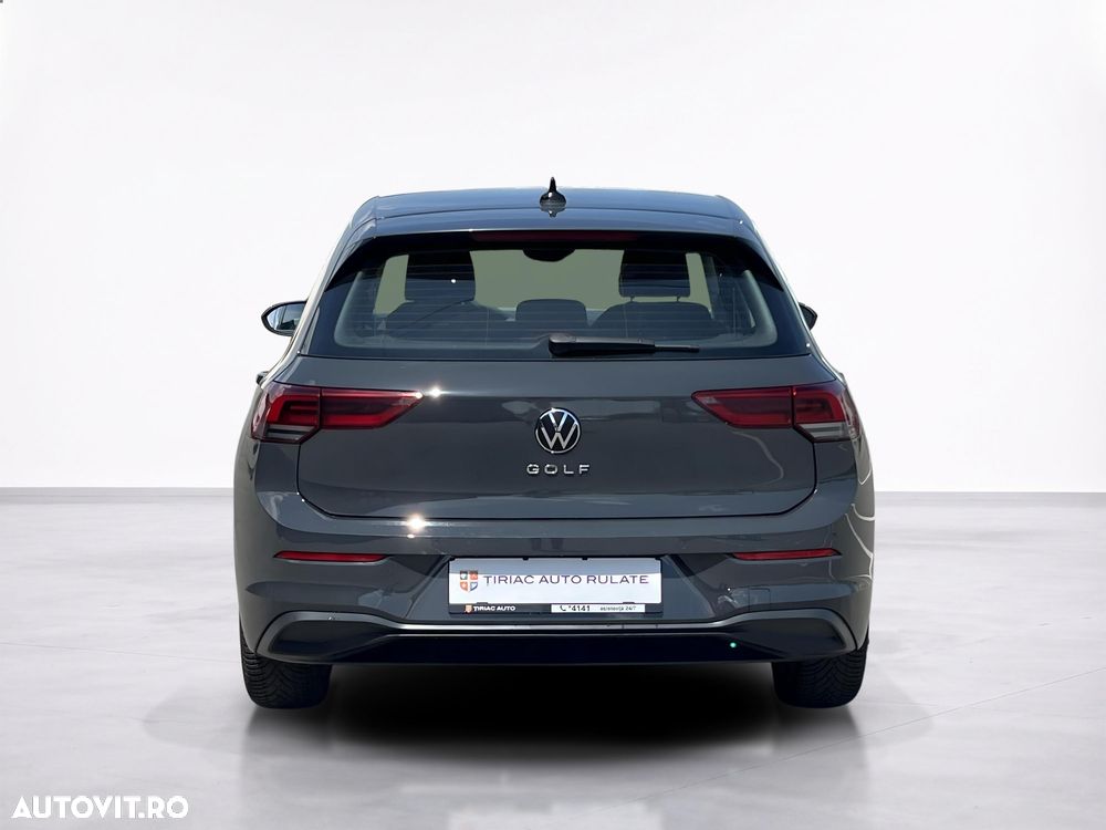 Volkswagen Golf - 5