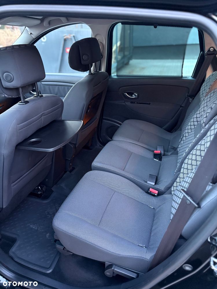 Renault Scenic - 13