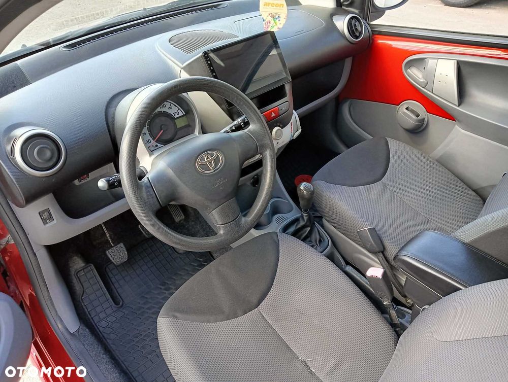 Toyota Aygo - 6