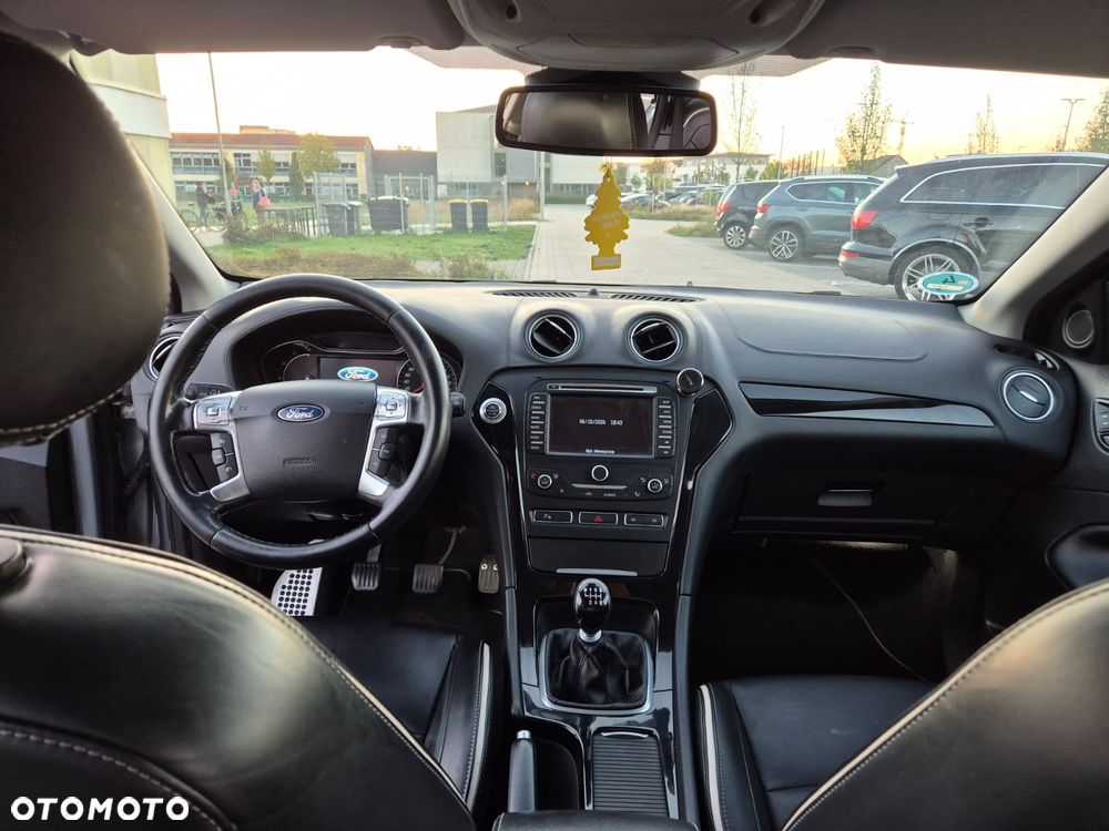 Ford Mondeo 2.0 TDCi Titanium - 11