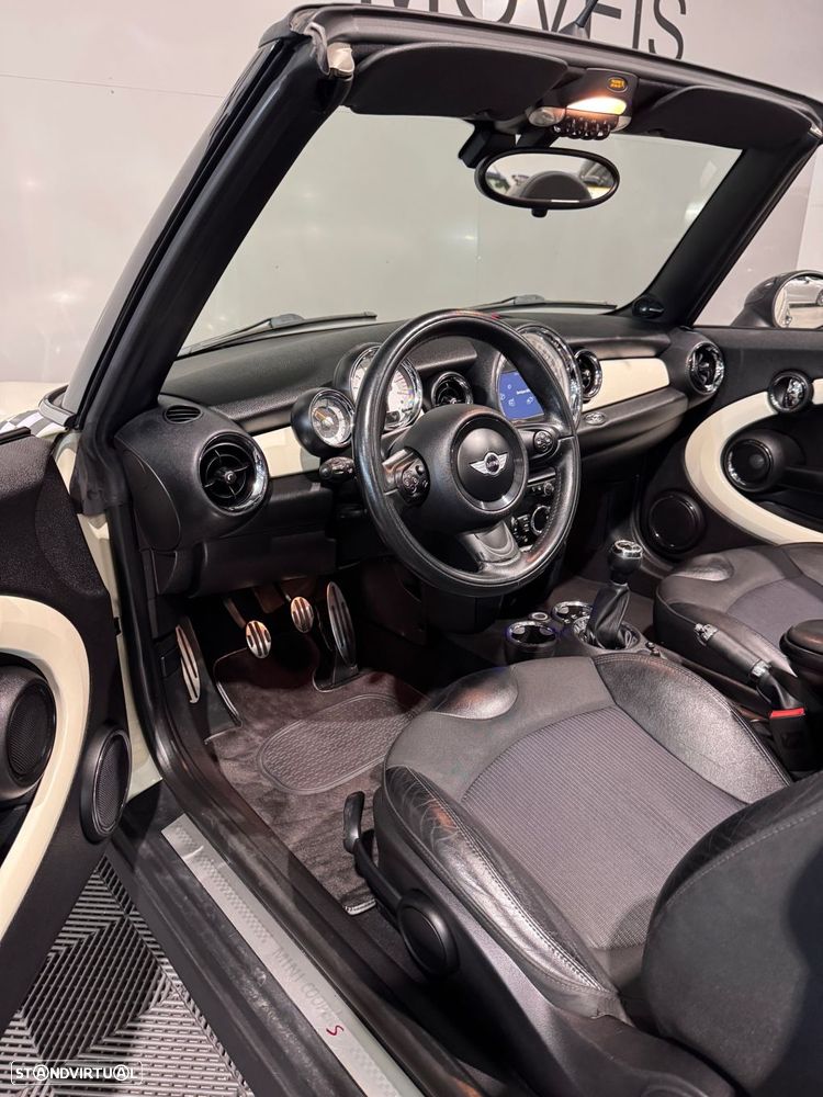 MINI Cabrio Cooper S - 33