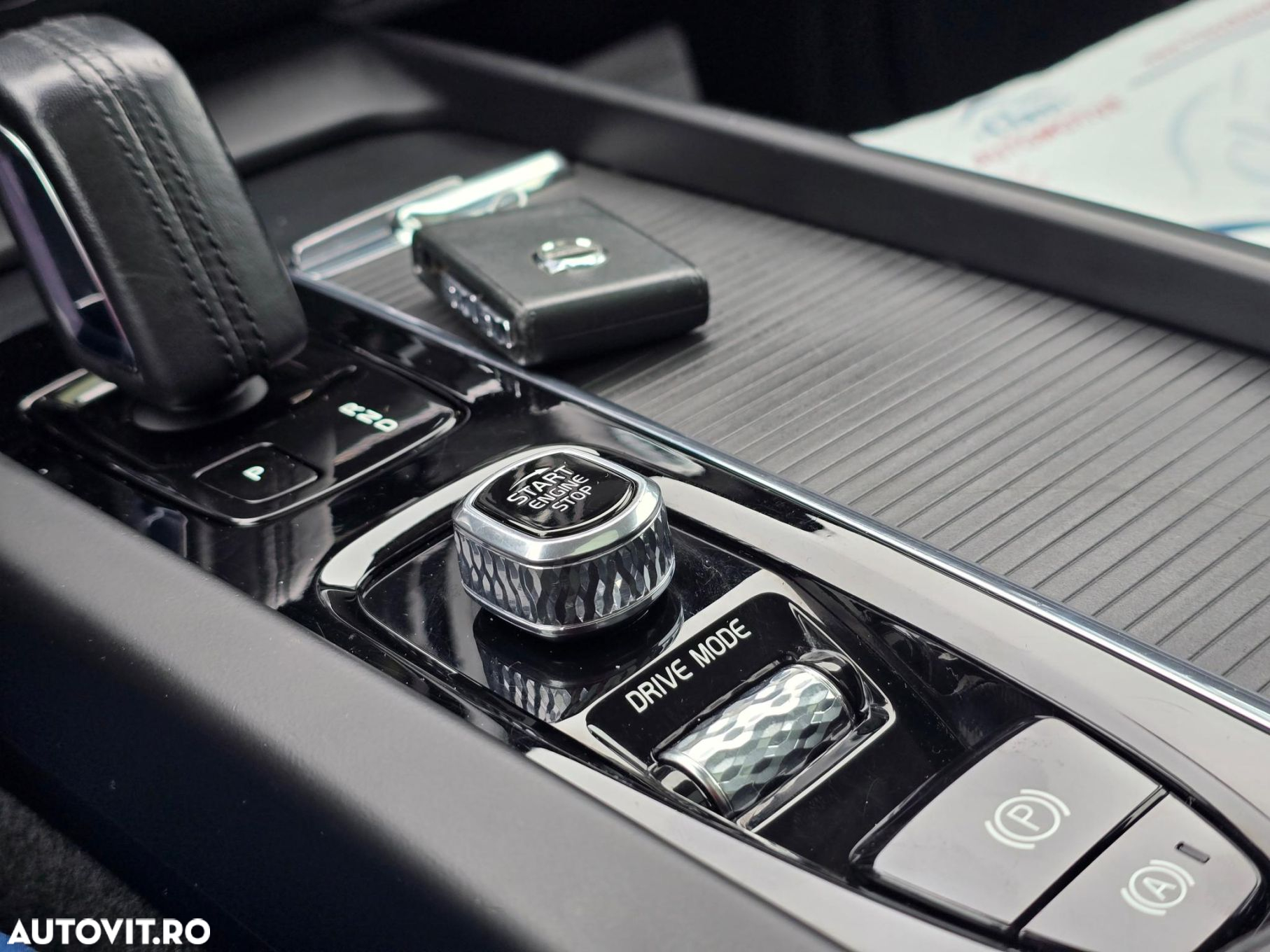 Volvo XC 60 T8 Twin Engine AWD Momentum - 19