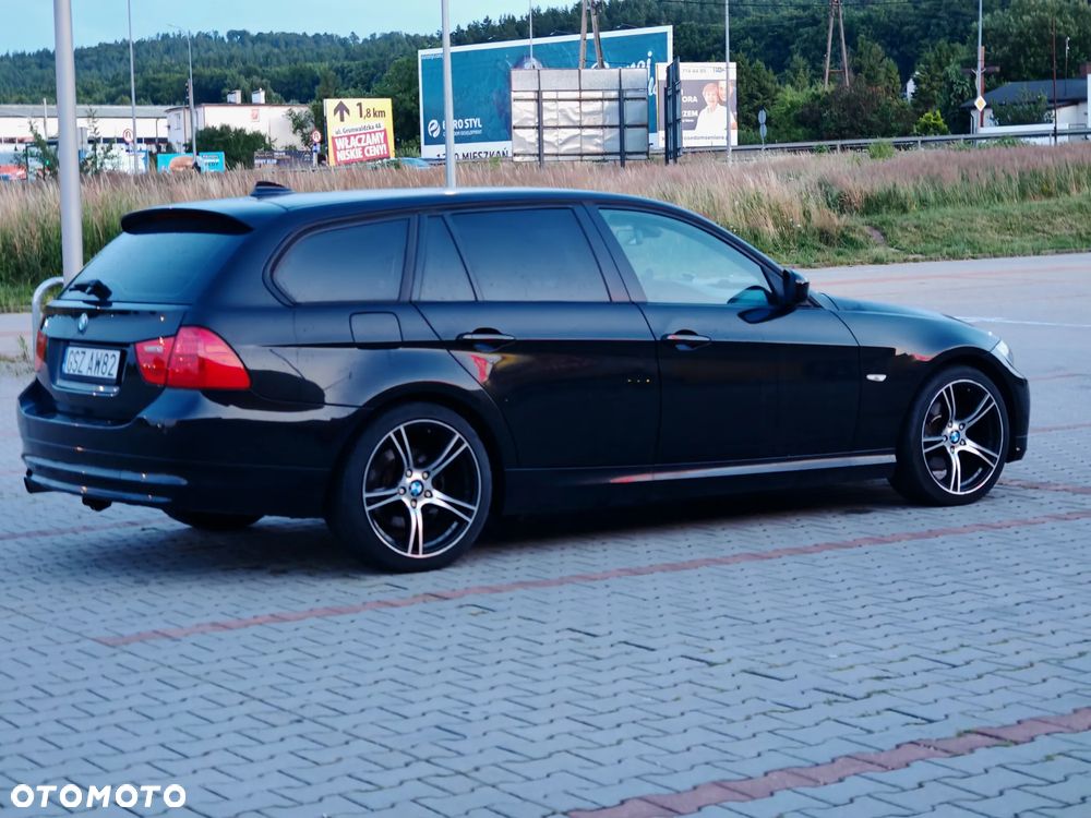BMW Seria 3 318d - 3