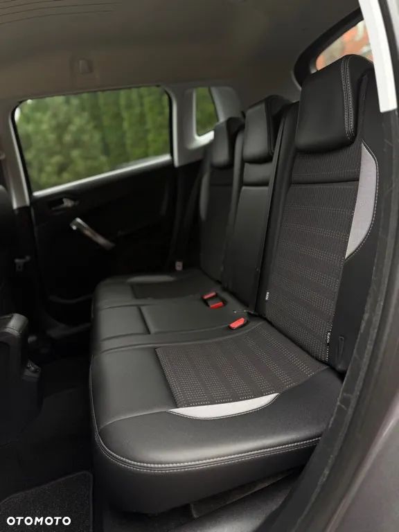 Peugeot 2008 - 25