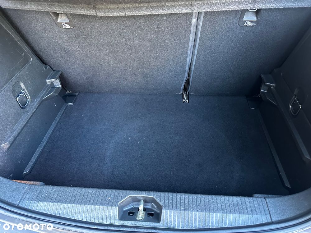 Opel Corsa 1.4 Color Edition - 29