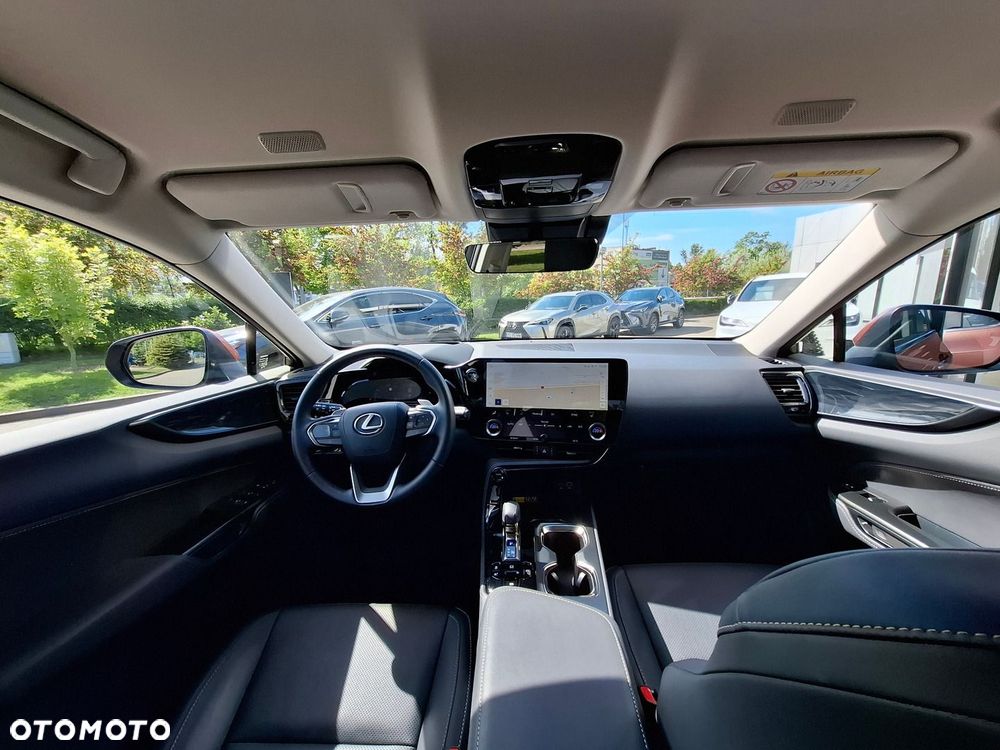 Lexus NX 350h Prestige AWD - 28
