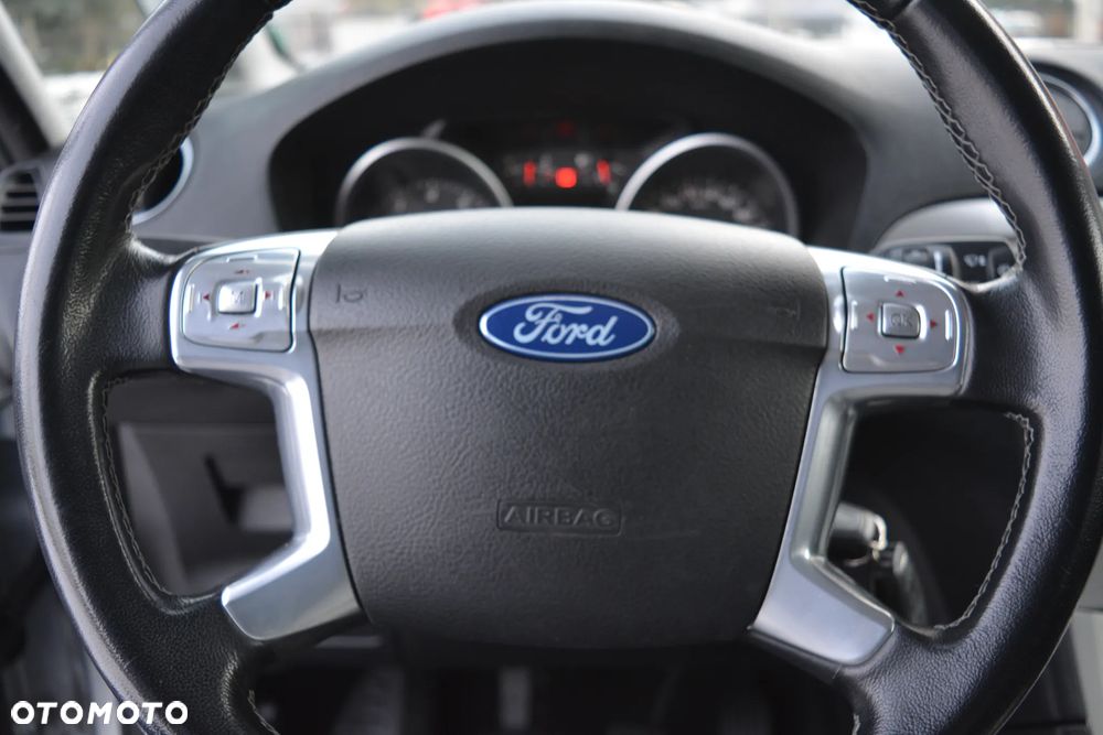 Ford Galaxy 2.0 Trend - 10