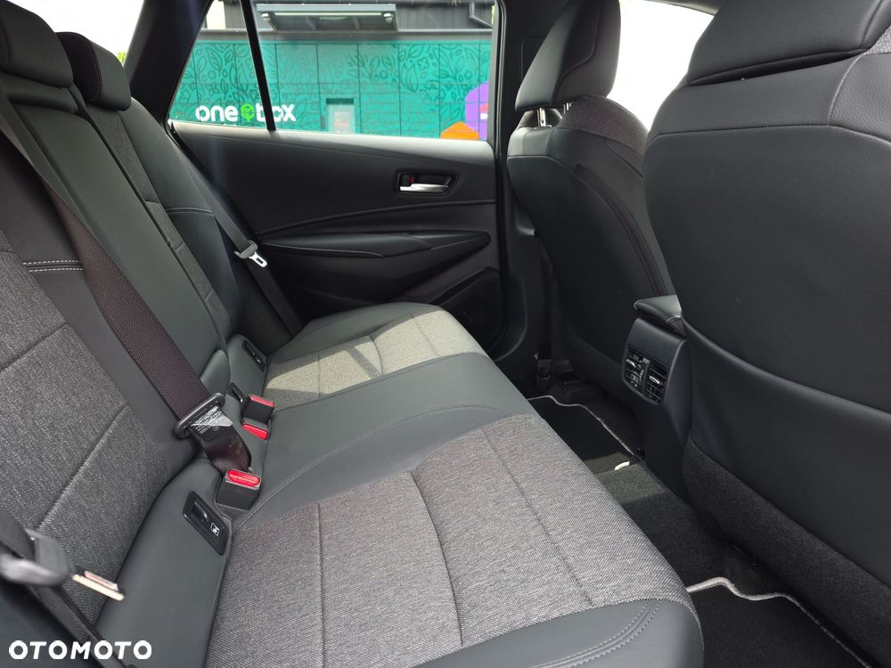 Toyota Corolla 2.0 Hybrid Style - 10