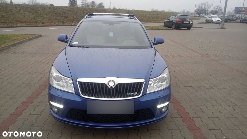 Skoda Octavia Combi 2.0 TDI CR DPF RS - 1