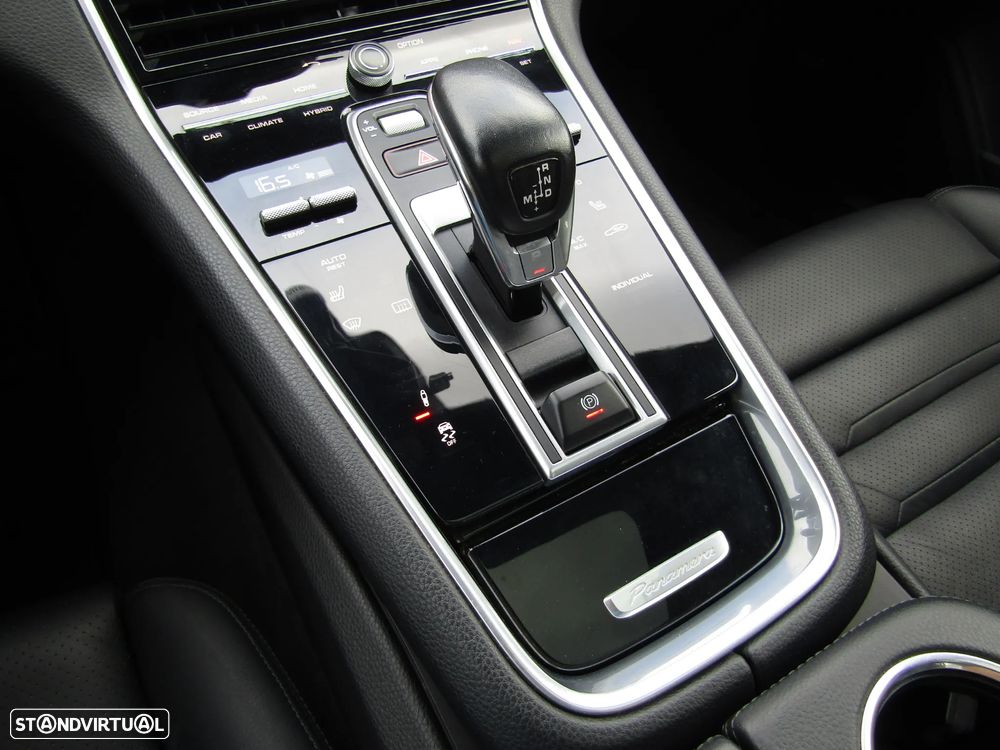 Porsche Panamera 4 E-Hybrid - 20