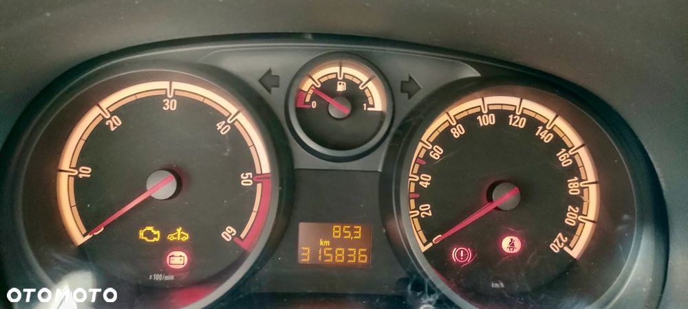 Opel Corsa - 13