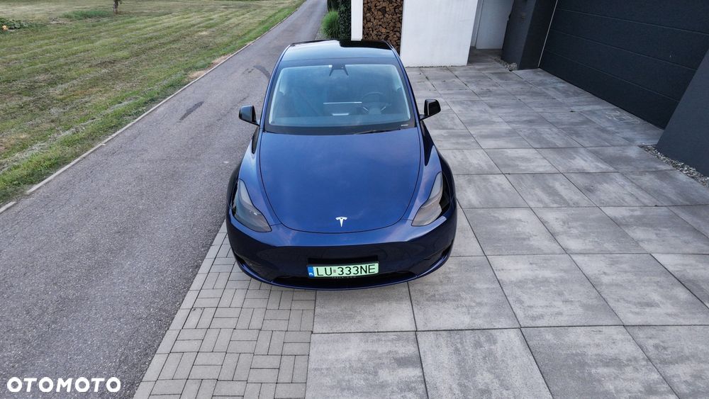 Tesla Model Y Long Range AWD - 15