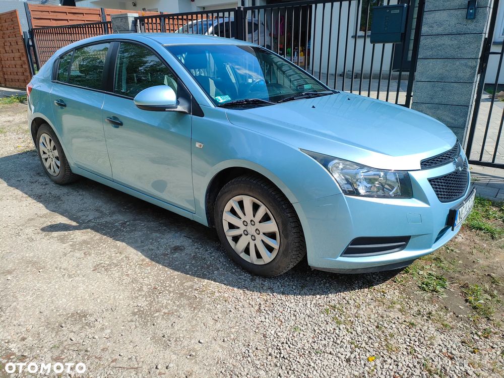 Chevrolet Cruze 1.6 LS - 1