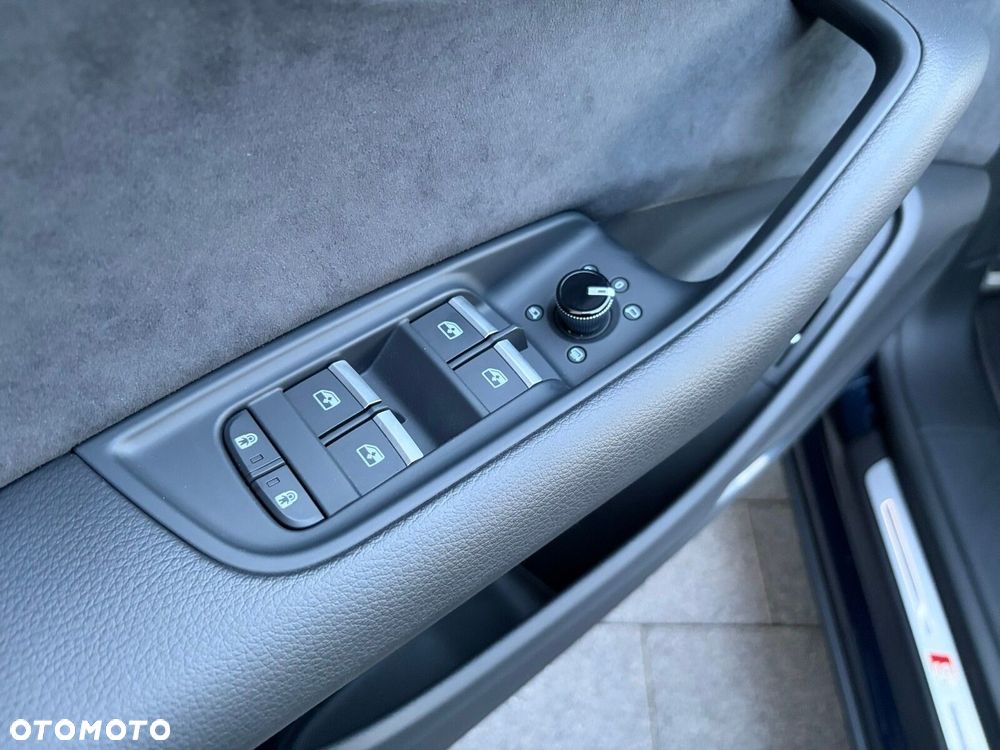 Audi SQ8 TFSI Quattro Tiptronic - 23