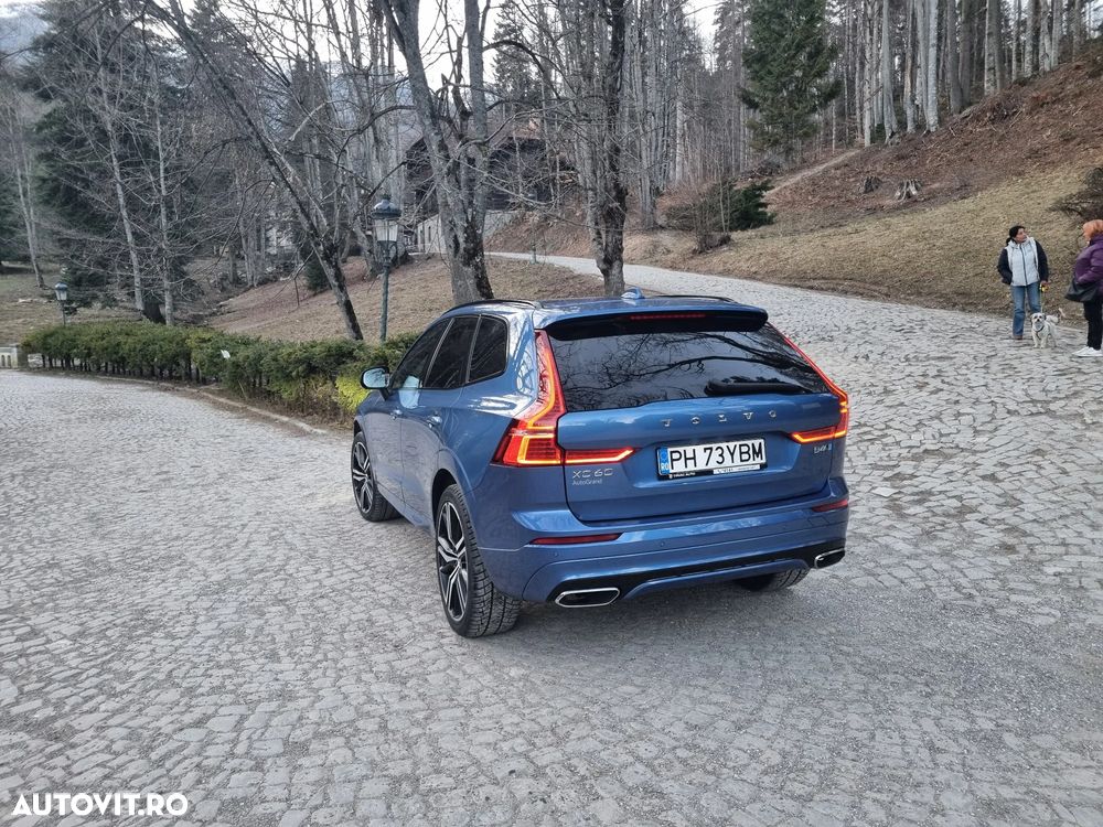 Volvo XC 60 B4 MHEV AT8 AWD R-Design - 8