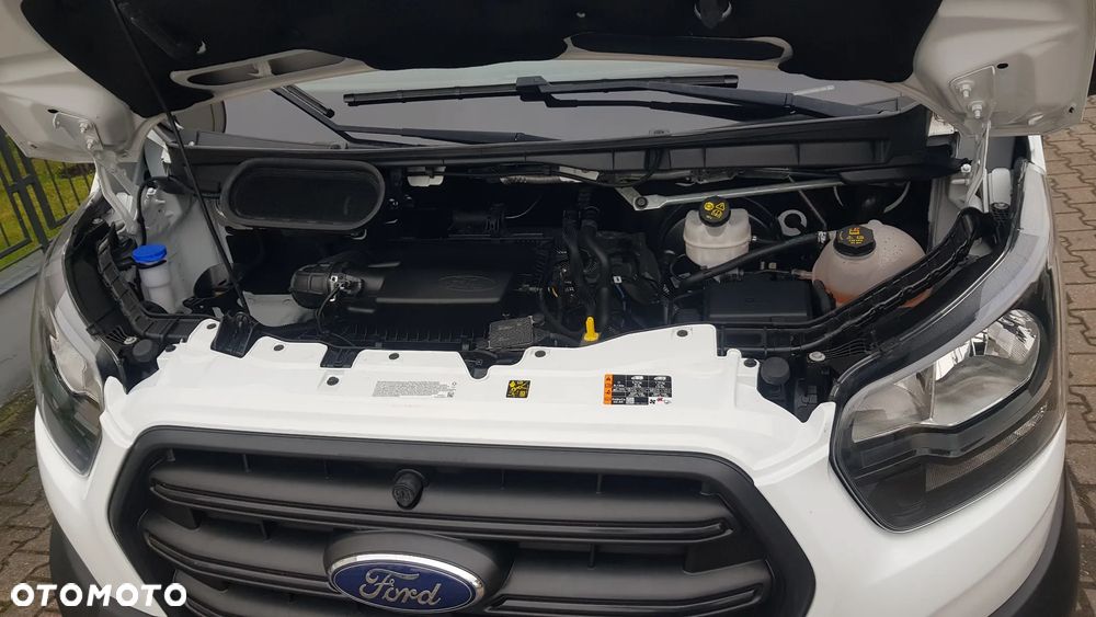 Ford Transit - 25