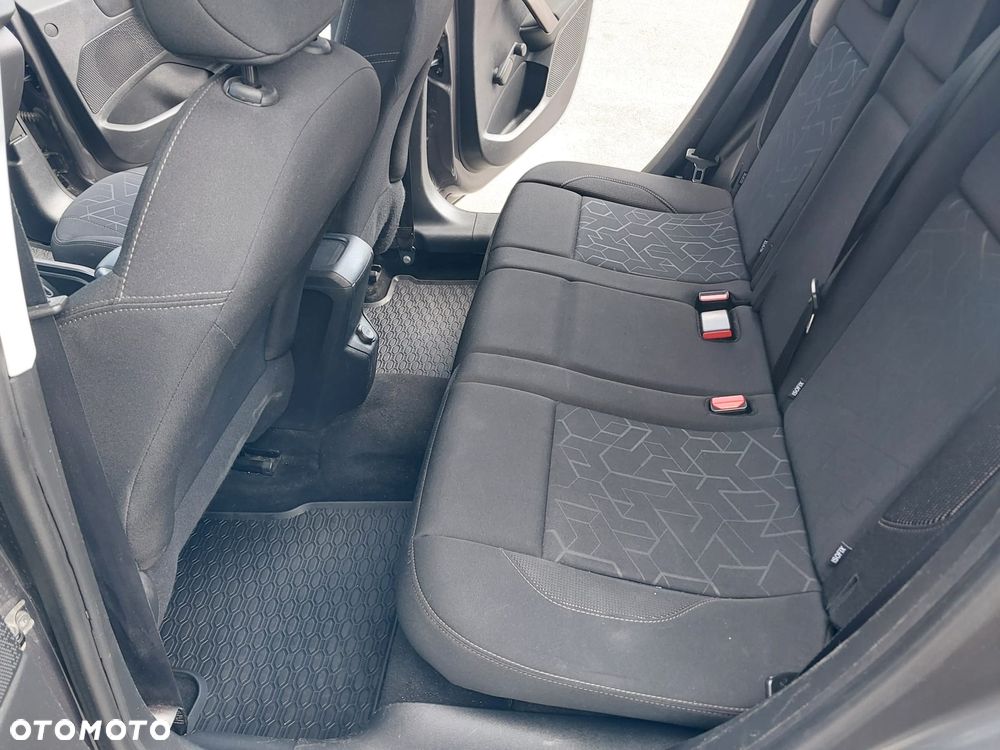 Peugeot 2008 - 9