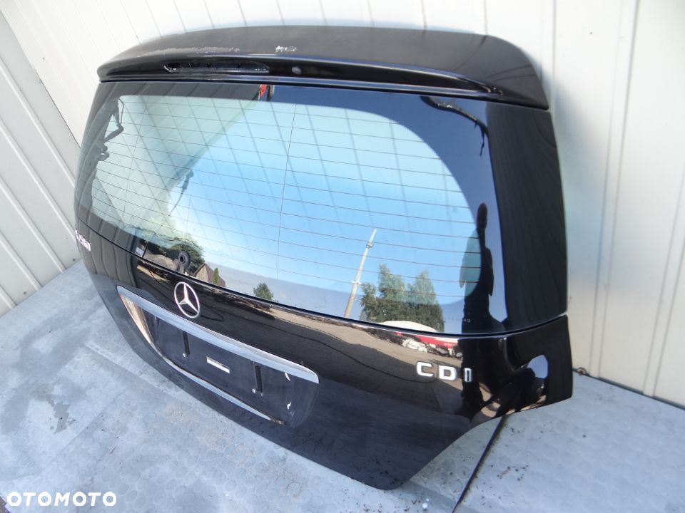 R W251 R Klasa Klapa bagaznika C197 - 3