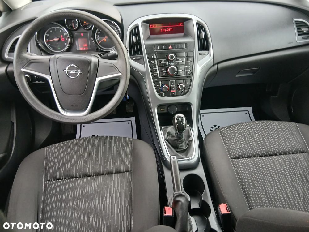 Opel Astra 1.6 Style - 31