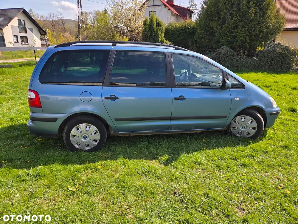 Ford Galaxy 1.9 TDI Ambiente - 2